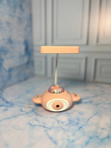 شبخواب و چراغ مطالعه کرومی و دوستان کپی